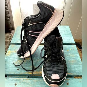 Campion black pink laced low top running walking sneaker tennis shoes 11